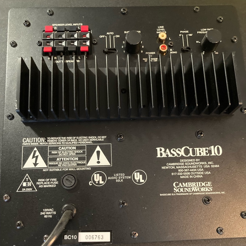 Bass cude 10 (Sub)